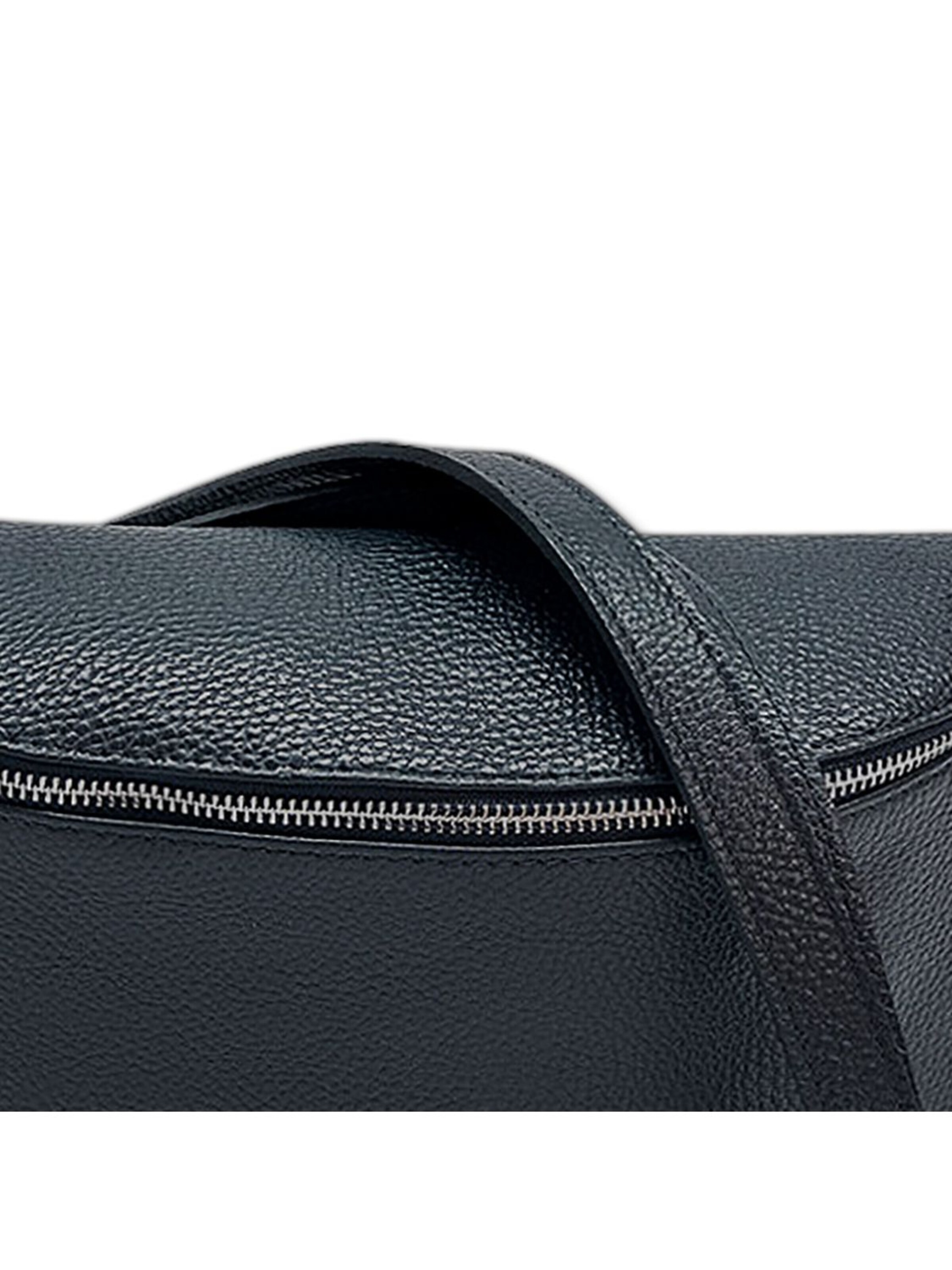 Florence Heuptas in Blauw