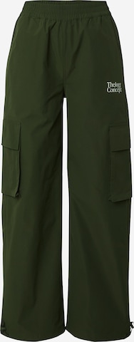 The Jogg Concept Wide leg Cargo Pants 'Fia' in Green: front