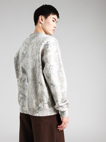 Abercrombie & Fitch Суичър 'ESSENTIAL' в сиво