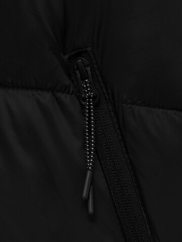 Pull&Bear Between-Seasons Coat in Black