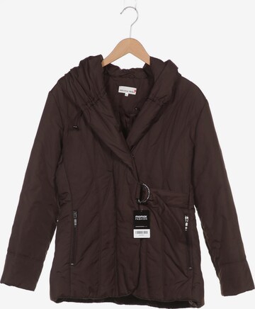 Helena Vera Jacket & Coat in XXL in Brown: front