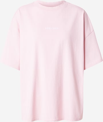 Tricou de la Pegador pe roz: față