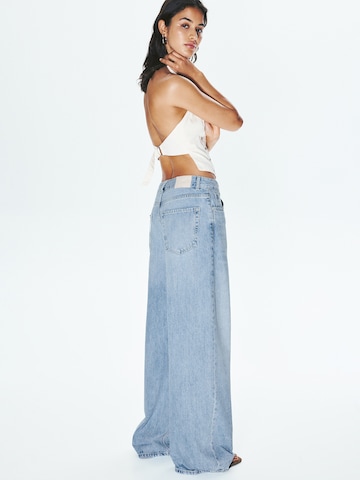 Pull&Bear Baggy Farkut värissä sininen
