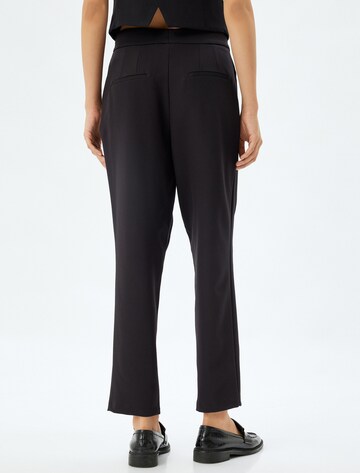 Koton Regular Pleat-front trousers in Black