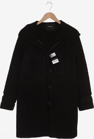 Beaumont Jacket & Coat in XXL in Black: front