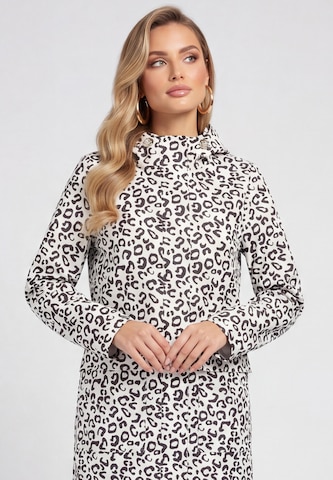 Manteau fonctionnel faina en blanc