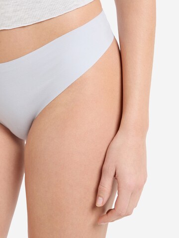 Slip 'Invisible' di ETAM in bianco
