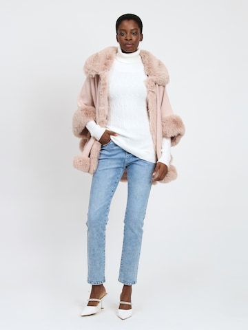 Influencer Sweater in White