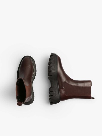 Scalpers Chelsea boots in Bruin