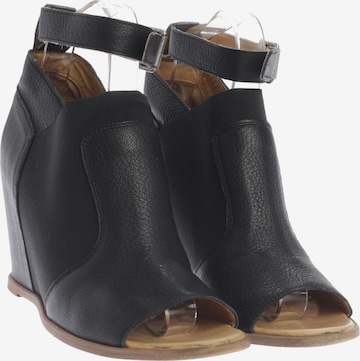 MM6 Pumps 39 in Schwarz: Vorderseite