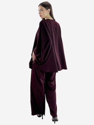 Elara Hausanzug in Rot