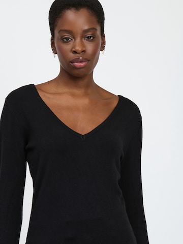 Pullover di Influencer in nero