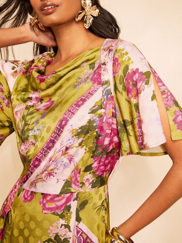 Abito di love & roses in verde
