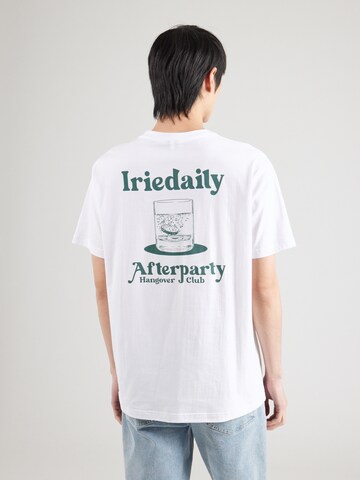 Iriedaily T-Shirt 'Hangover Club' in Weiß: Vorderseite