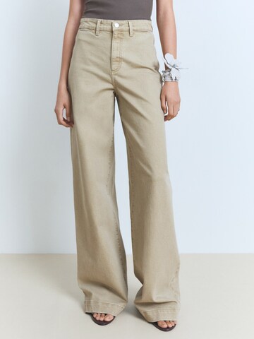 Wide leg Jeans 'BEA' de la MANGO pe verde: față