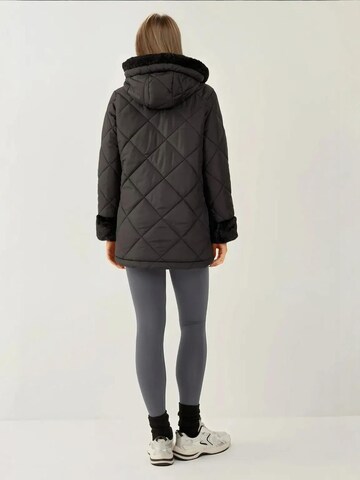 Bigdart Tussenjas in Zwart