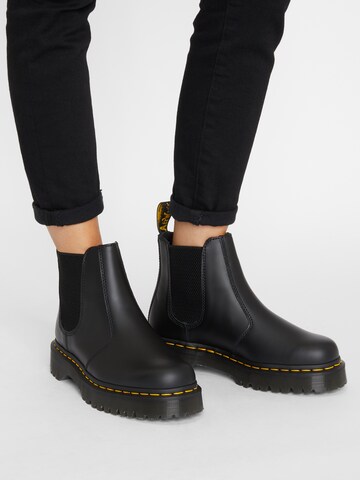 Dr. Martens Chelsea boots 'Bex' in Zwart: voorkant