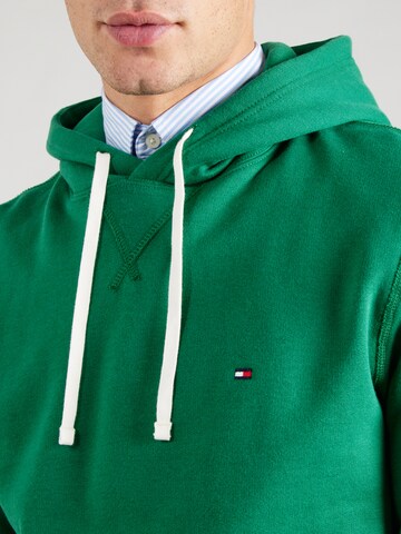 TOMMY HILFIGER Свитшот в Зеленый