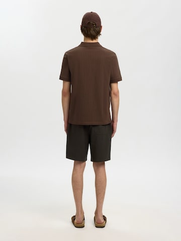 SELECTED Majica 'SLHMILAN' | rjava barva