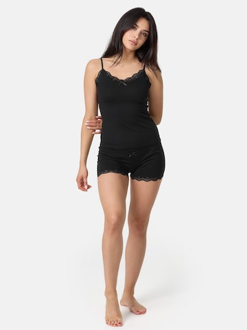 Tazzio Shorty 'F908' in Schwarz