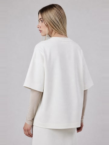 OWN Off With NatureSweater majica 'T-Shirt Girocollo Loose Fit in Interlock Off White' - bijela boja