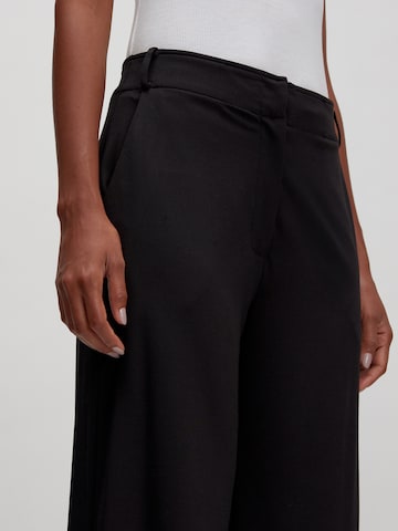EDITED Wide Leg Hose 'Gitta' in Schwarz