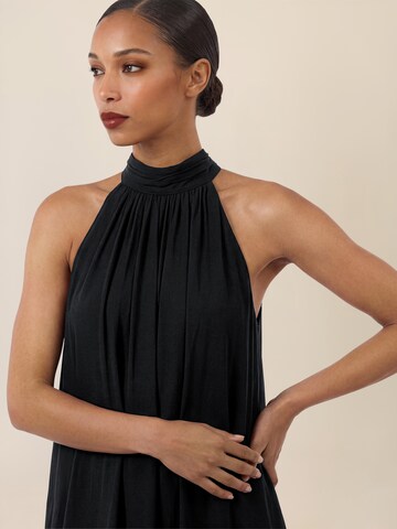 APART Kleid in Schwarz