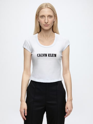 Calvin Klein Jeans Μπλουζάκι σε λευκό: μπροστά