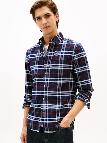 TOMMY HILFIGER Regular Fit Hemd in Blau: Vorderseite
