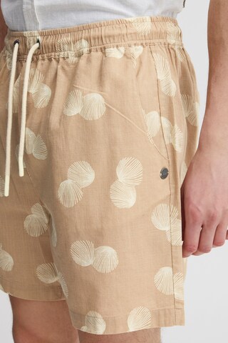 BLEND Regular Chinohose 'Woven' in Beige