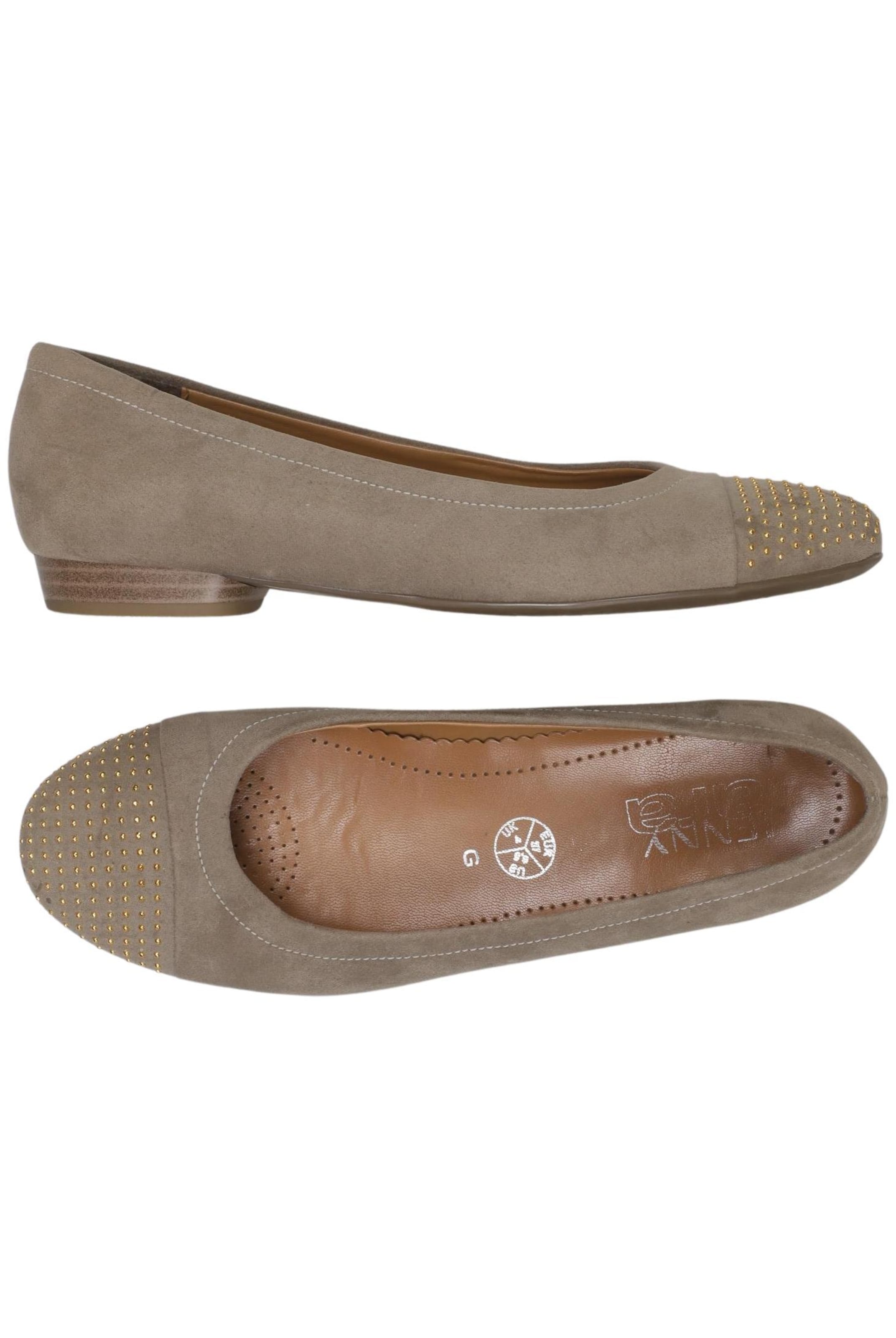 ARA Flats & Loafers in 37 in Beige: front