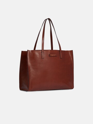 The Bridge Shopper in Bruin