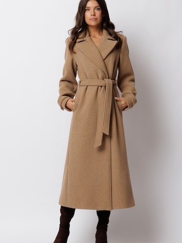 Couture de Marie Vinterkappa 'Classic Winter Coat with Tailored Fit – Camel – Camille' i beige