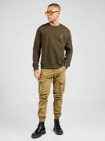 ALPHA INDUSTRIES Tapered Cargo nadrágok 'Spy' - zöld