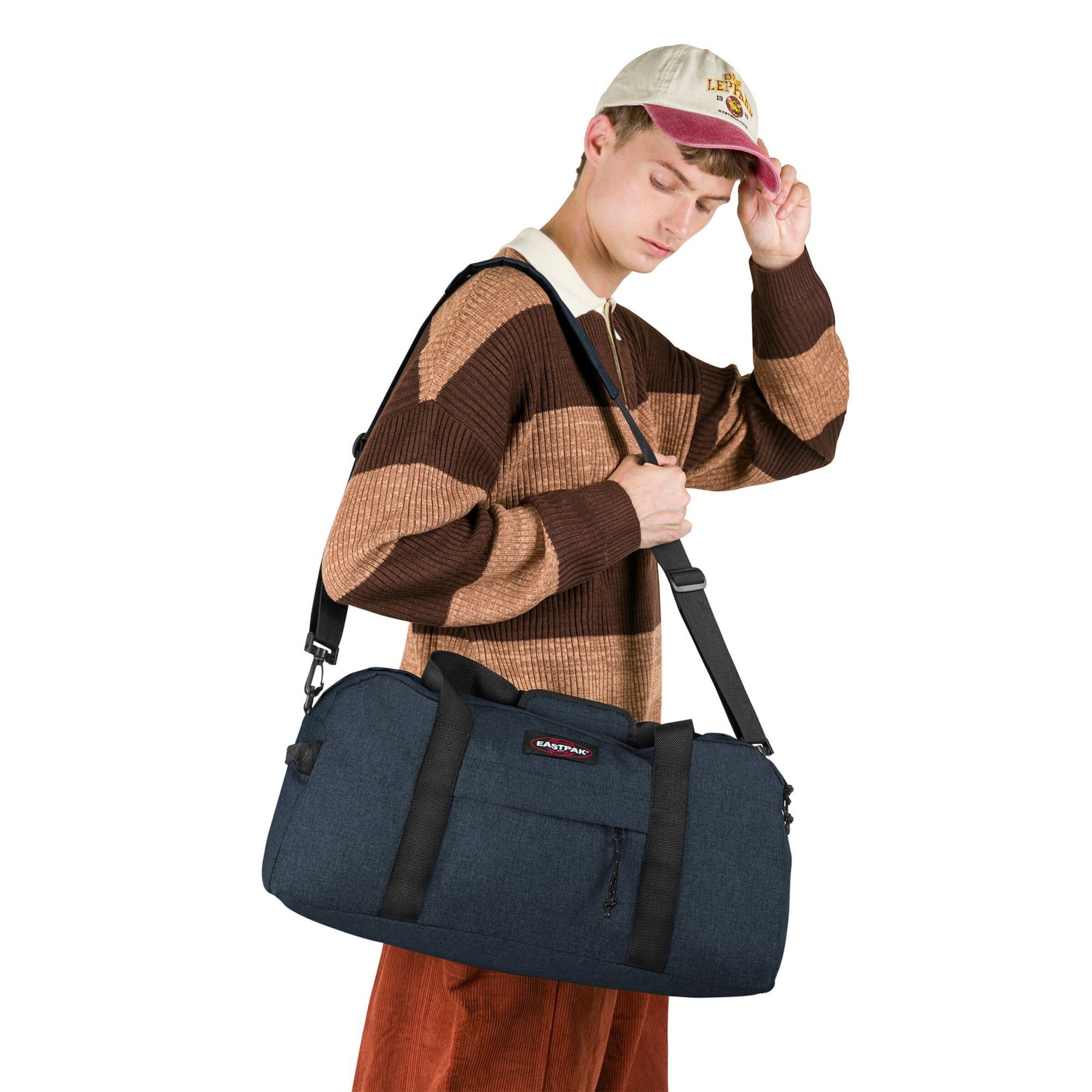 EASTPAK Weekender in Blue: front