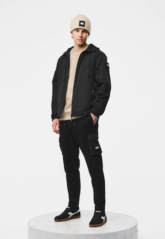Weekend Offender Between-Season Jacket in Black