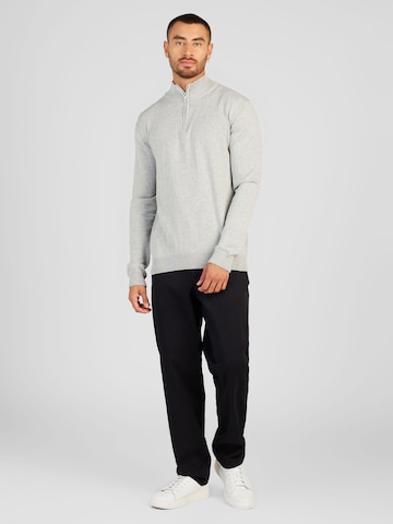 ABOUT YOU Sweater 'Enzo' in Grey