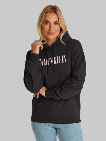 Calvin Klein Jeans Sweatshirt in Black: front
