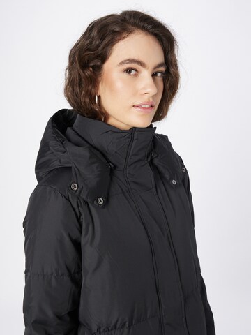 Manteau d’hiver Noa Noa en noir