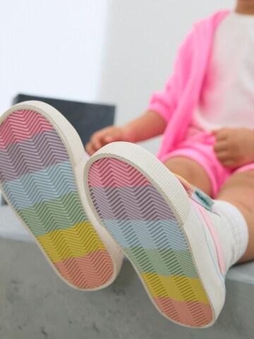 Baskets Next en mélange de couleurs