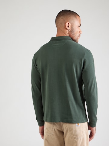 La Martina Särk, värv roheline: tagant vaates