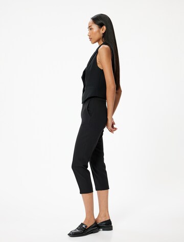 Koton Slim fit Pleated Pants in Black