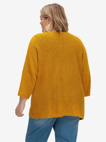 SHEEGO Knit Cardigan in Yellow