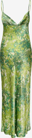 Rochie 'Furia' de la Gestuz pe verde