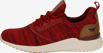 Sneaker bassa di MUSTANG in rosso