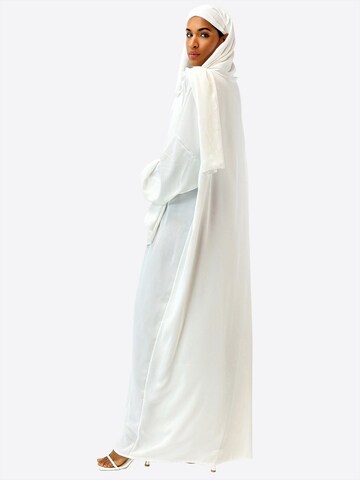 Abito di Elara in bianco