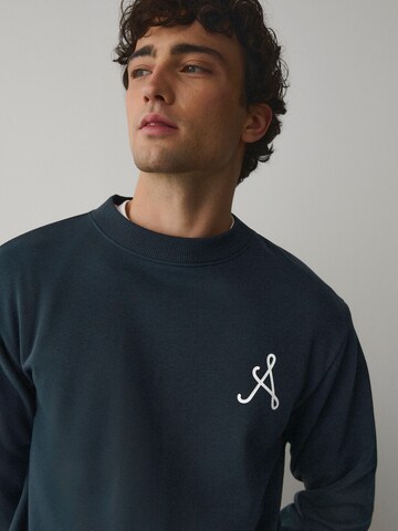 Next Sweatshirt 'Golf' i blå