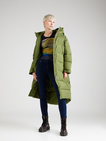 Cappotto invernale 'Meera' di MAKIA in verde