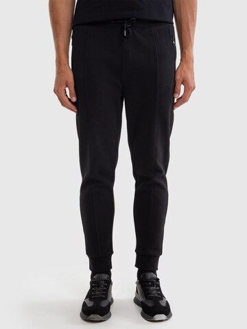 BIG STAR Tapered Pants ' WLADORP ' in Black: front