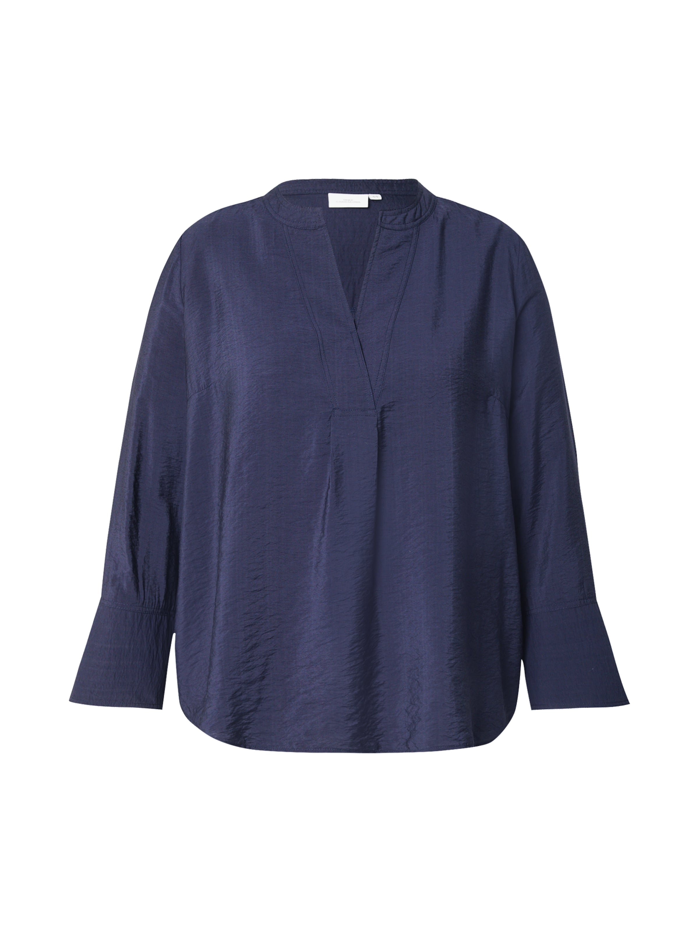 ONLY Carmakoma Blouse in Blue: front